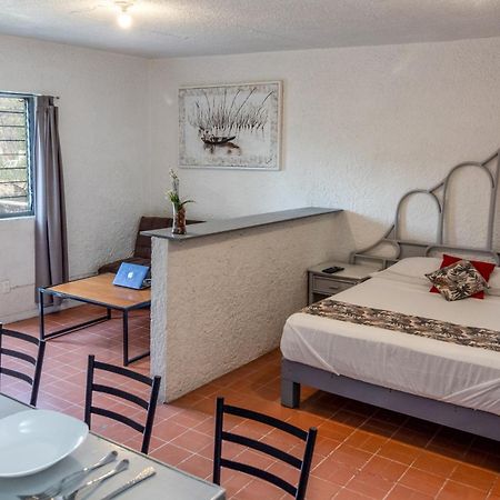 Suite Con Terraza En En El Corazon De Chapalita 11 Гуадалахара Екстериор снимка